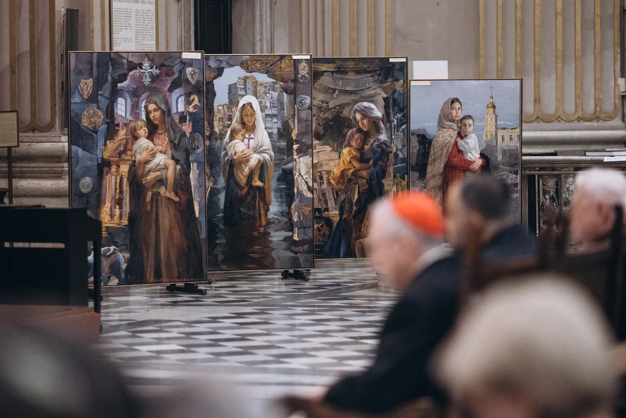 Виставка Молитва за Україну у Римі 04