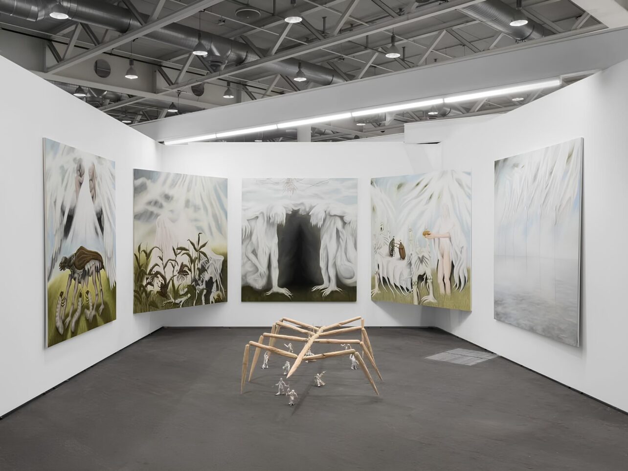Фрагмент стенду Voloshyn Gallery на Liste в Базелі з проєктом Юрія Больси Фото: Voloshyn Gallery